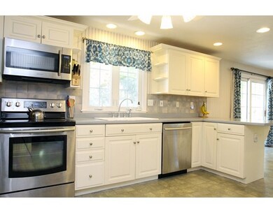 9 Bodio Cir, Milford, MA 01757 - photo 3