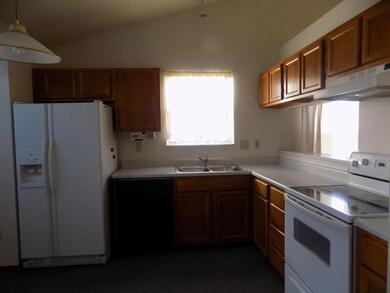 974 Western Run Dr, Columbus, OH 43228 - photo 7