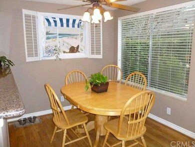 Separate breakfast nook with designer mural