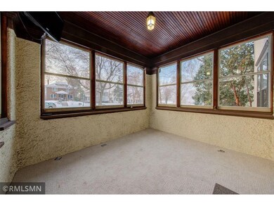 3 season porch to enjoy those warm spring afternoo