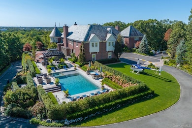 18 Gwynne Rd, Melville, NY 11747 - photo 3