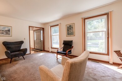 1036 Goldfinch Rd, Columbus, IN 47203 - photo 7