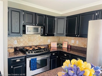 852 Linden Way, Auburn Hills, MI 48326 - photo 3