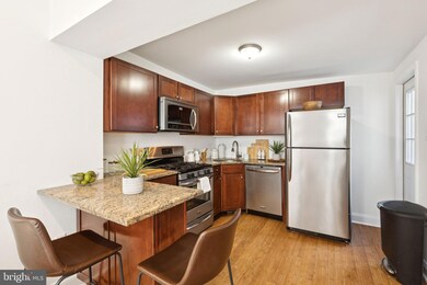 525 Fitzwater St unit 4, Philadelphia, PA 19147 - photo 6