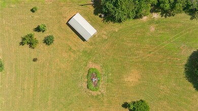 1023 County Street 2945, Tuttle, OK 73089 - photo 7