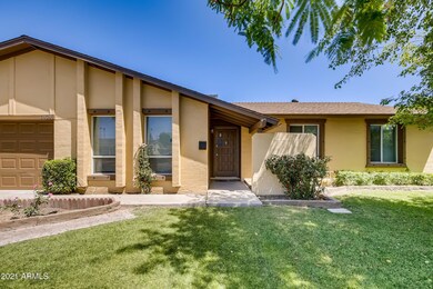 04 Exterior Front Entry