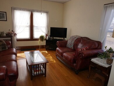 1724 Lloyd Ave, Waukegan, IL 60085 - photo 4