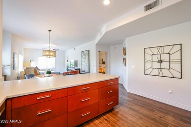 3002 Kitchen 1