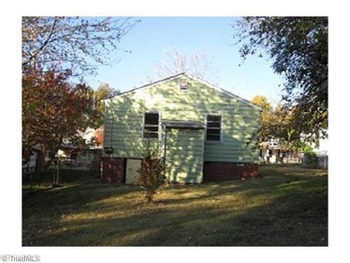 1402 Ragan Ave, High Point, NC 27260 - photo 2