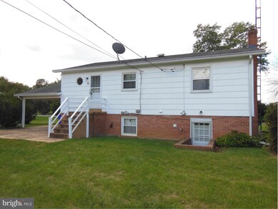 28 William St, Walkersville, MD 21793 - photo 3