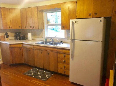 143 Cross St, Bethlehem, NH 03574 - photo 7