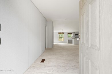 139 Mathis Rd-09658