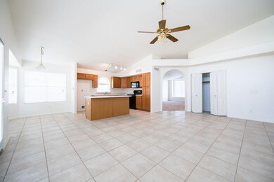 7554 E Keats Ave, Mesa, AZ 85209 - photo 4