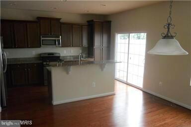 8704 Sagebrush Ln, Laurel, MD 20724 - photo 6