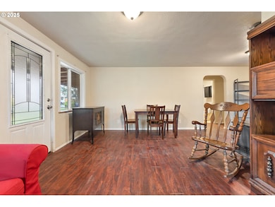 5253 SE Knapp St, Portland, OR 97206 - photo 7