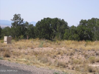 1920 E Aiken Ranch Rd, Paulden, AZ 86334 - photo 5