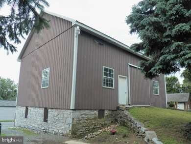 214 E Main Ave, Myerstown, PA 17067 - photo 4