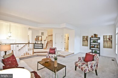 3901 Barcroft Mews Ct, Falls Church, VA 22041 - photo 6