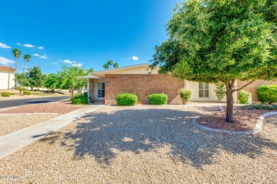 10501 W Palmeras Dr, Sun City, AZ 85373 - photo 7