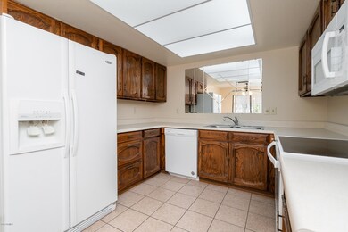 3407 N Pleasant Dr, Chandler, AZ 85225 - photo 7