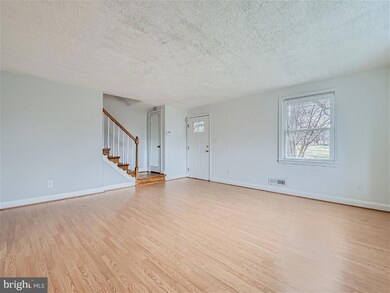 5400 Woodmont Ave, Baltimore, MD 21239 - photo 4