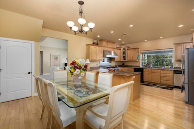 Spacious with super flooring !