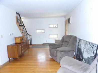 631 Bernhard Rd, Columbus, OH 43213 - photo 6