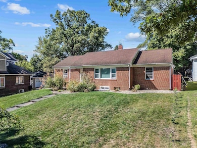 510 S Union St, Warsaw, IN 46580 - photo 2