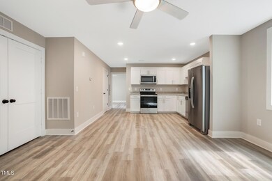 303 Linwood St unit 306, Apex, NC 27502 - photo 5