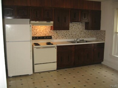 1238 W Walnut St unit 2, Allentown, PA 18102 - photo 2