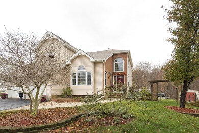 03_House Front-4