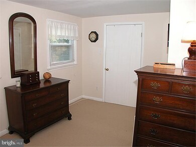 310 N Lake Dr, Downingtown, PA 19335 - photo 6