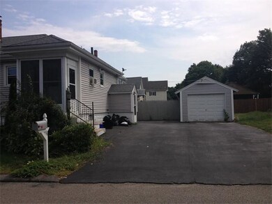 16 Maxwell St, Taunton, MA 02780 - photo 3