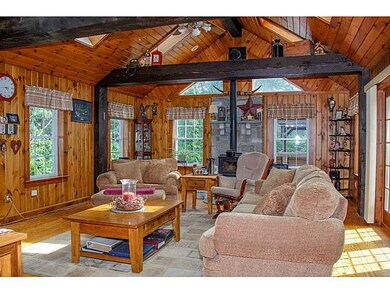 314 Bertenshaw Rd, Woonsocket, RI 02895 - photo 4