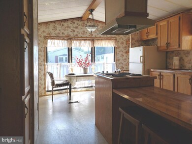 270 W Uwchlan Ave unit 16, Downingtown, PA 19335 - photo 4