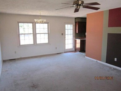 502 Pineridge Dr, Hopkinsville, KY 42240 - photo 6