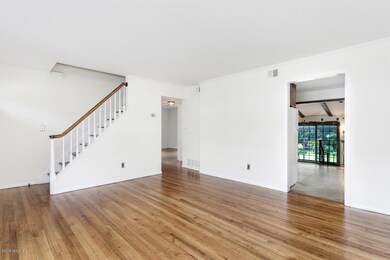 6 Bonwit Rd Riverside CT 06878-large-005