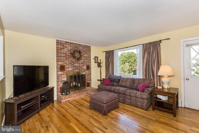 7001 Carmae Rd, Sykesville, MD 21784 - photo 5