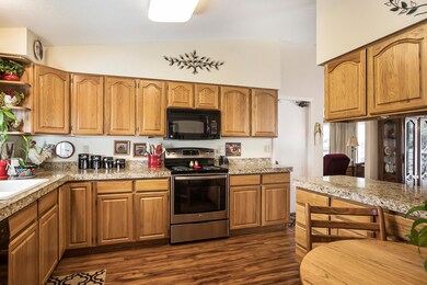 20468 Whistle Punk Rd, Bend, OR 97702 - photo 5