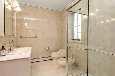 1338 Kearney Ave, Bronx, NY 10465 - photo 7