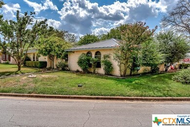 604 Cedar Dr, Copperas Cove, TX 76522 - photo 5