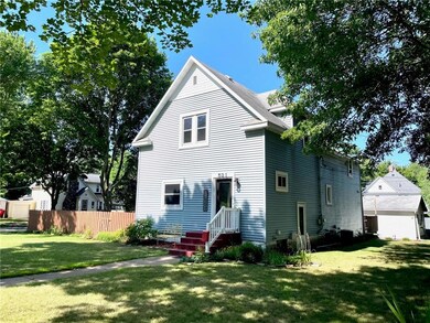 521 13th St SE, Menomonie, WI 54751 - photo 2