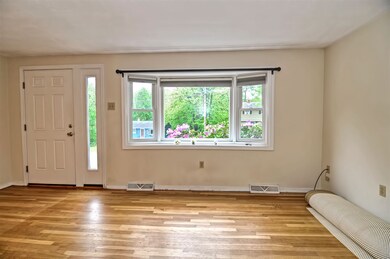 19 Newburgh Rd, Nashua, NH 03062 - photo 4