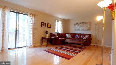 2105 Chapel Valley Ln, Lutherville Timonium, MD 21093 - photo 2