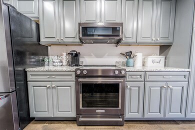 15 Bartemus Trail unit U437, Nashua, NH 03063 - photo 3