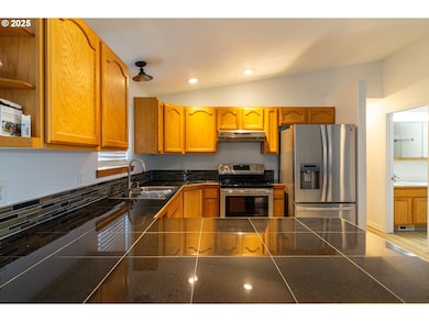 160 SE Ninth St, Irrigon, OR 97844 - photo 6