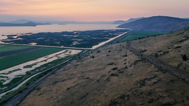 0 Hanks Marsh Vista unit parcel 3 220186226, Klamath Falls, OR 97601 - photo 4