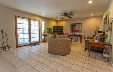 4440 W Avalon Dr, Phoenix, AZ 85031 - photo 6