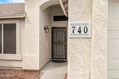 740 E Colt Rd-4