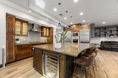 4521 Maple St, Bellaire, TX 77401 - photo 5